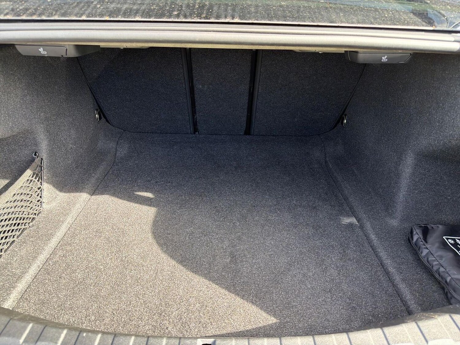 Used BMW 3 Series 2024 for sale - 76181438: Photo 17