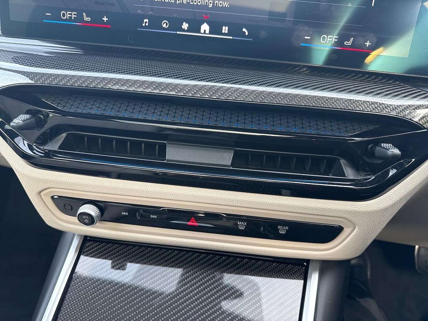 Used BMW 3 Series 2025 for sale - 76596222: Photo 12