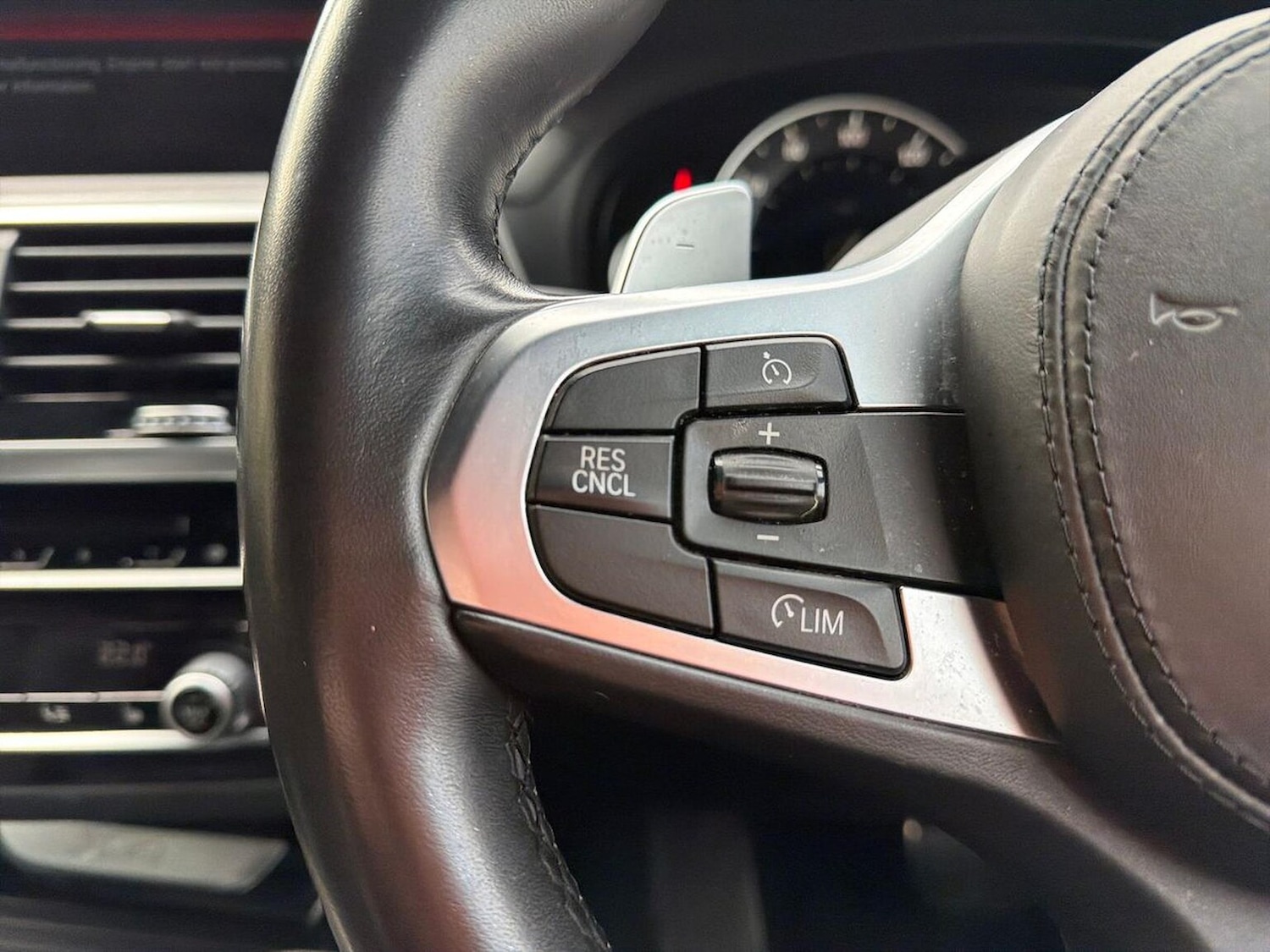 Used BMW X4 2019 for sale - 76369183: Photo 25