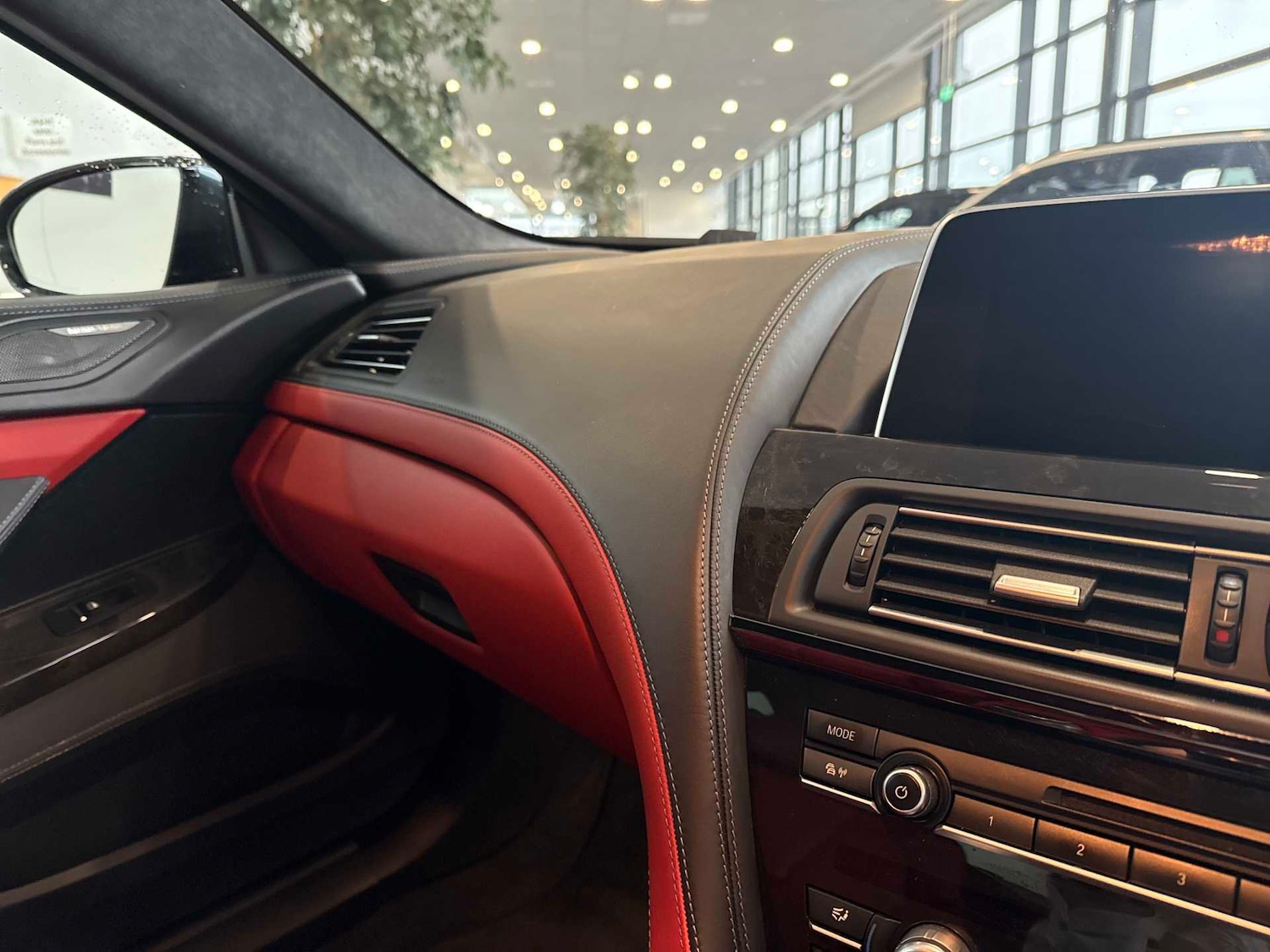 Used BMW M6 Gran Coupe 2017 for sale - 76846083: Photo 24