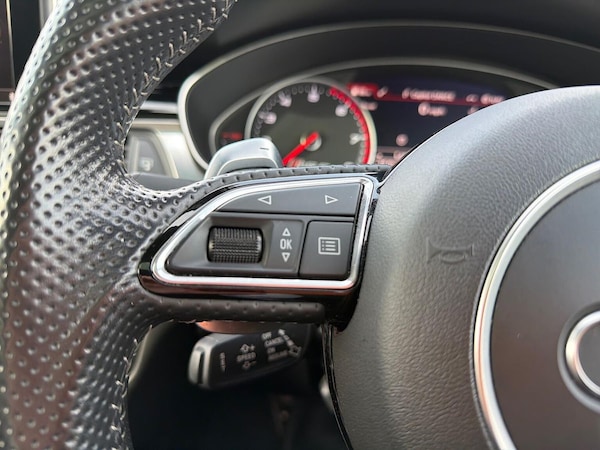 Used Audi RS6 2017 for sale - 76299355: Photo 25