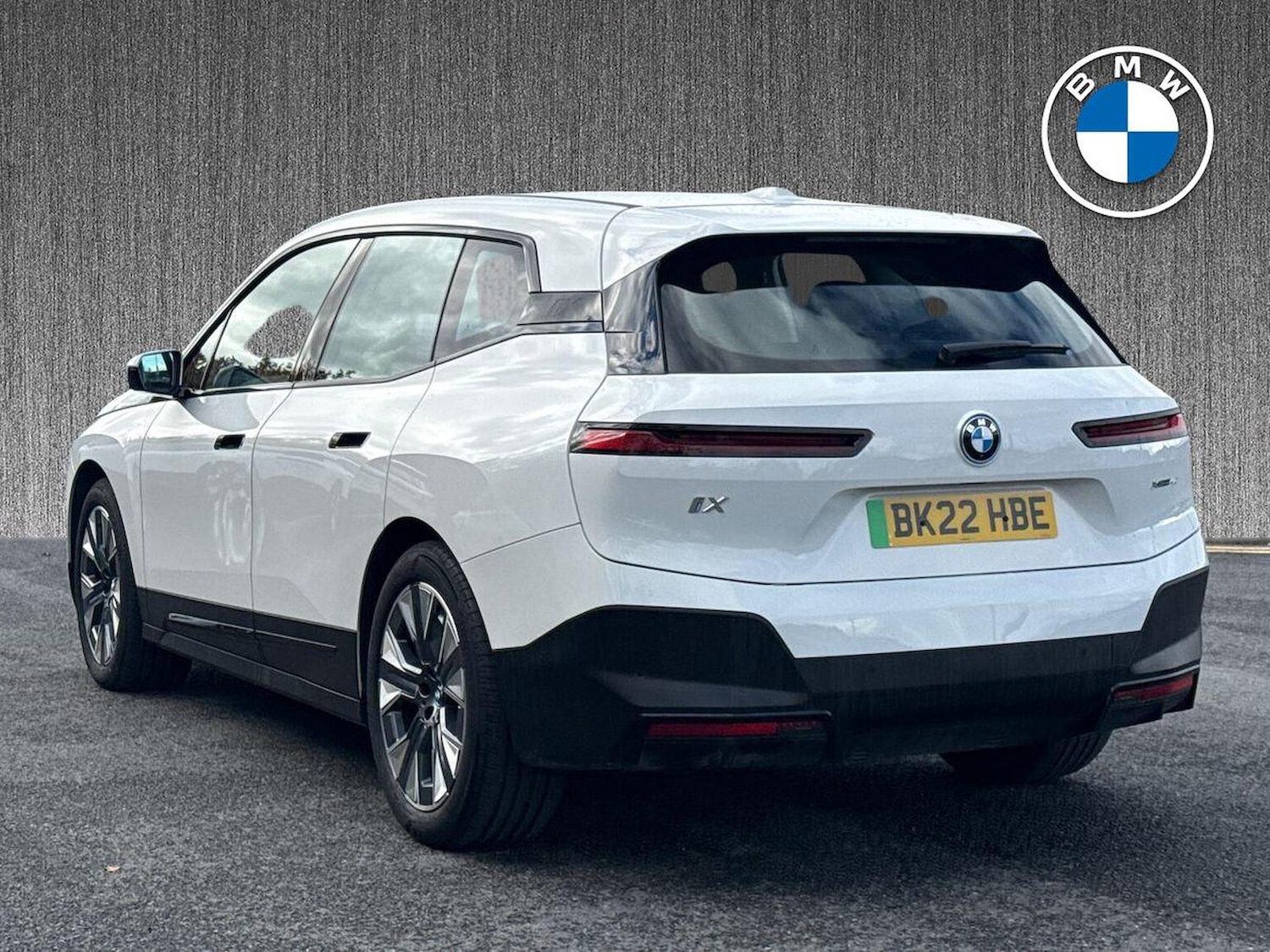 Used BMW iX 2022 for sale - 76346998: Photo 2