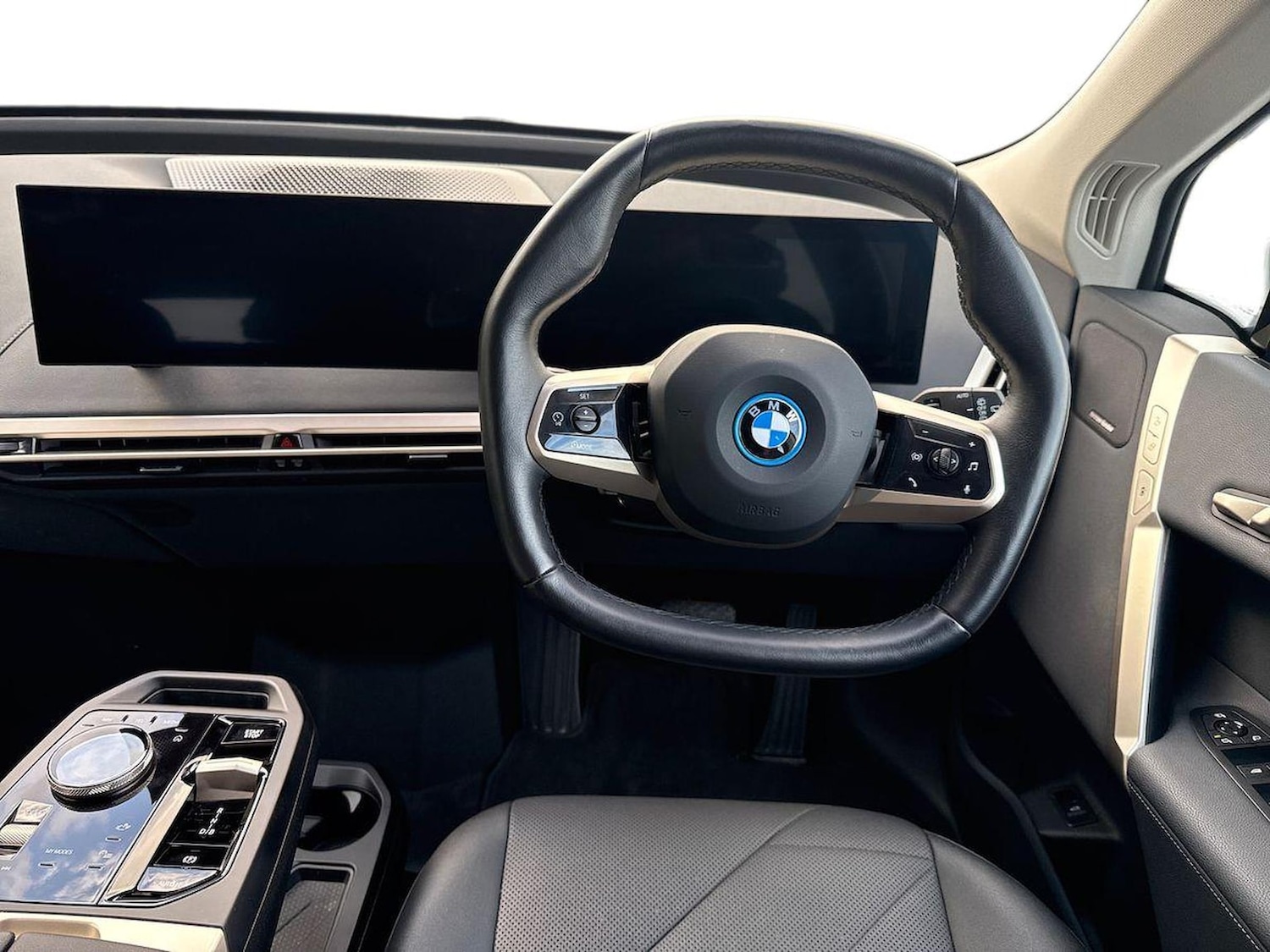 Used BMW iX 2022 for sale - 76346998: Photo 9