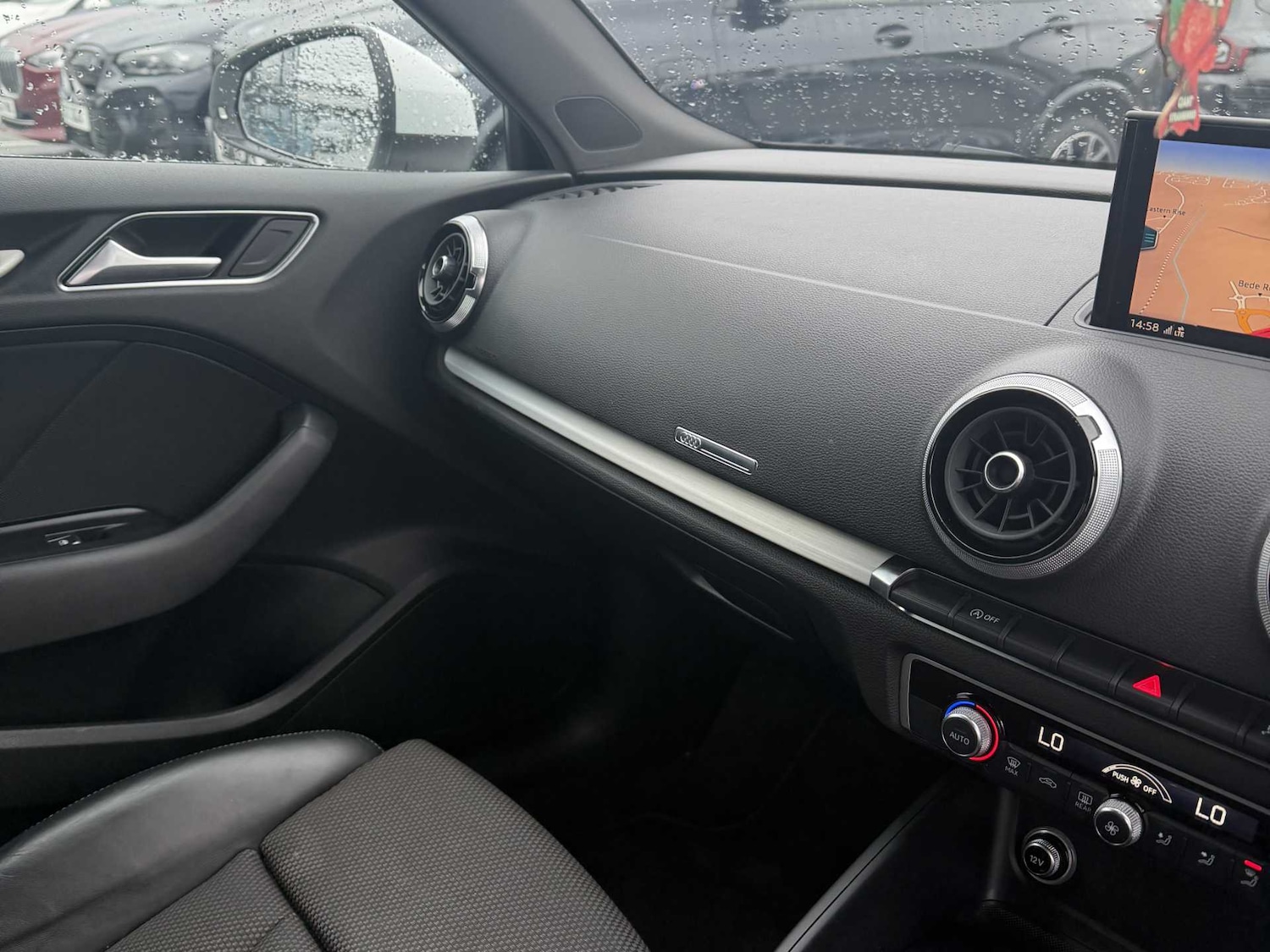 Used Audi A3 2018 for sale - 77487526: Photo 11