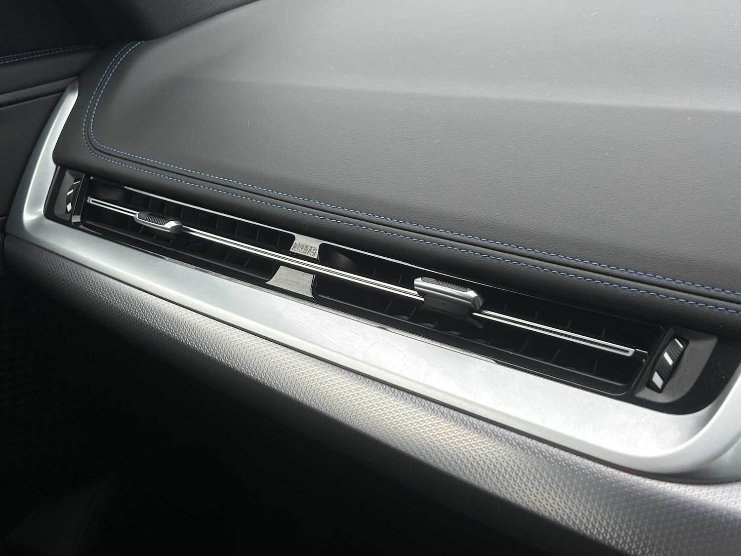 Used BMW iX1 2024 for sale - 77962339: Photo 17