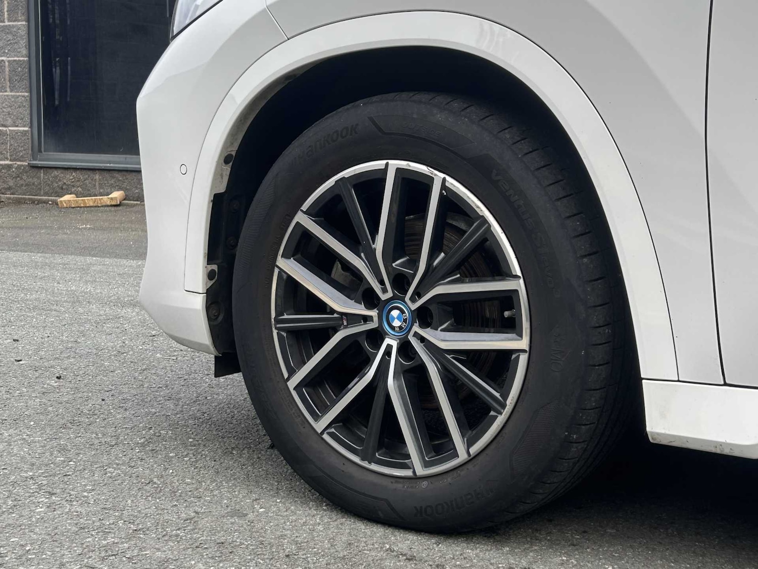 Used BMW iX1 2024 for sale - 77962339: Photo 4