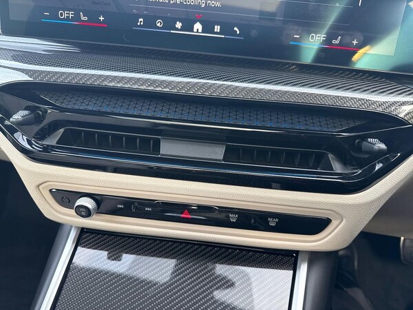 Used BMW 3 Series 2025 for sale - 76299346: Photo 12