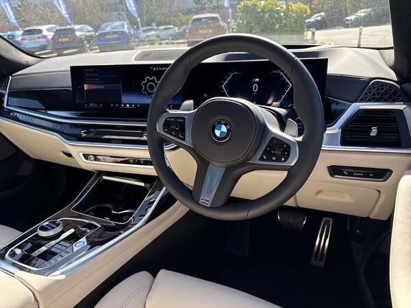Used BMW X7 2025 for sale - 76030430: Photo 9