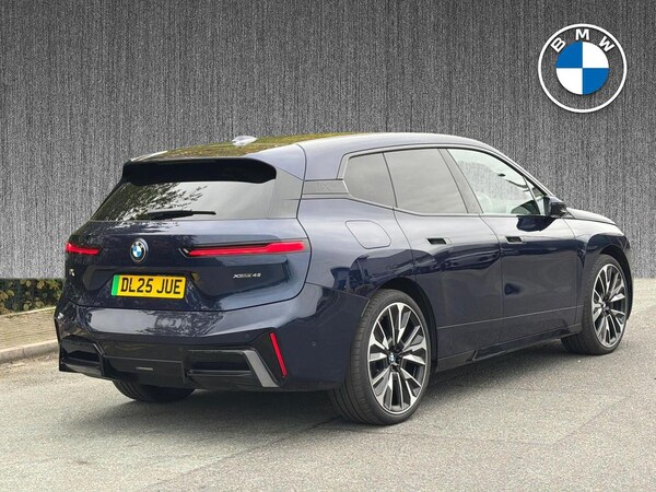 Used BMW iX 2025 for sale - 76082539: Photo 19