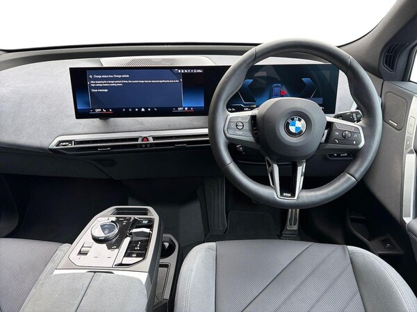 Used BMW iX 2025 for sale - 76082539: Photo 9