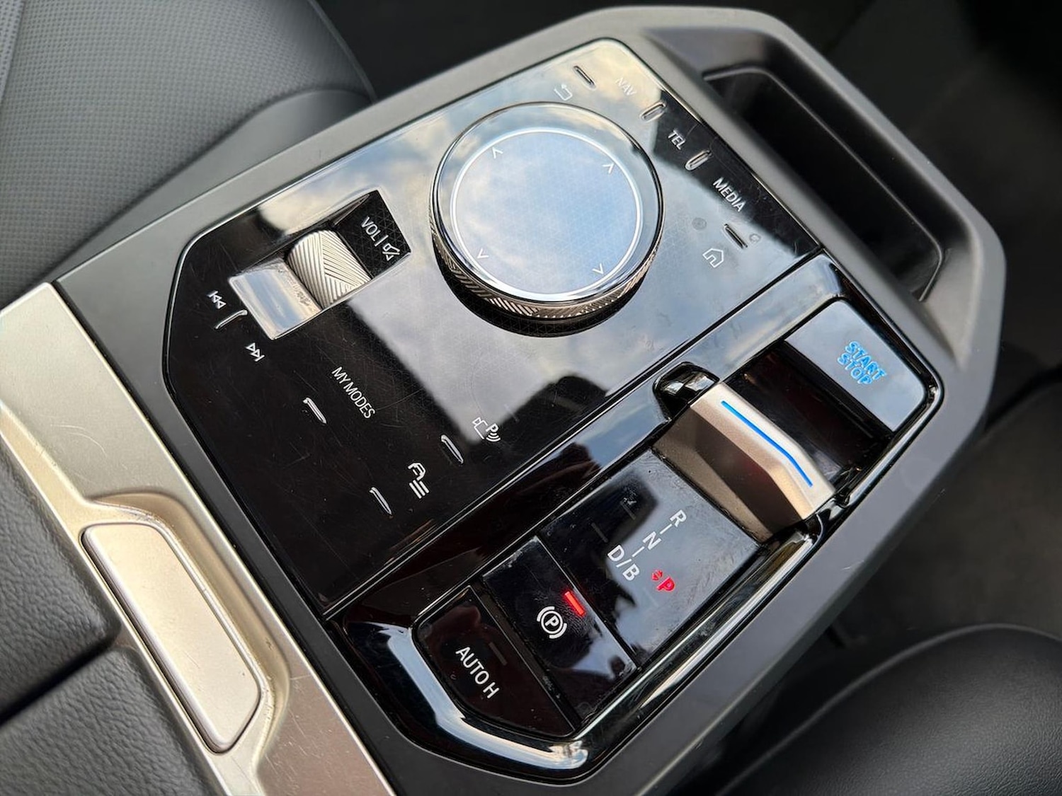 Used BMW iX 2023 for sale - 76346995: Photo 13