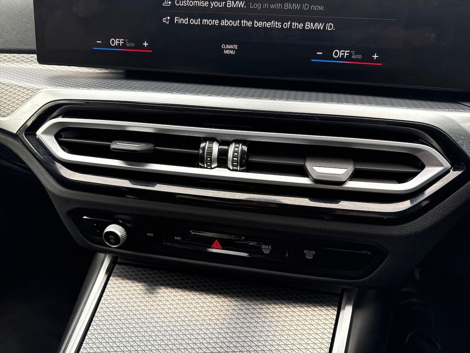 Used BMW 3 Series 2023 for sale - 76477341: Photo 12