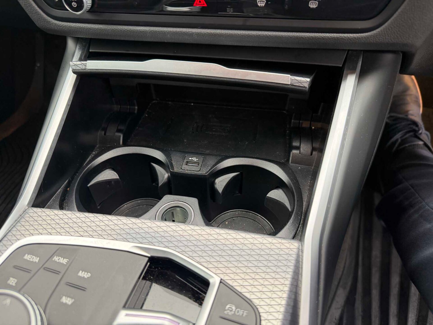 Used BMW 3 Series 2024 for sale - 78196213: Photo 21