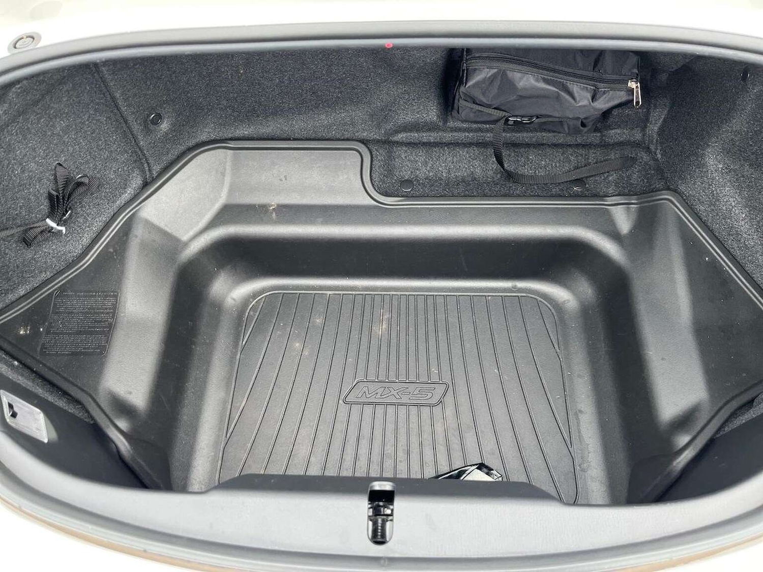 Used Mazda MX-5 2016 for sale - 76596164: Photo 17