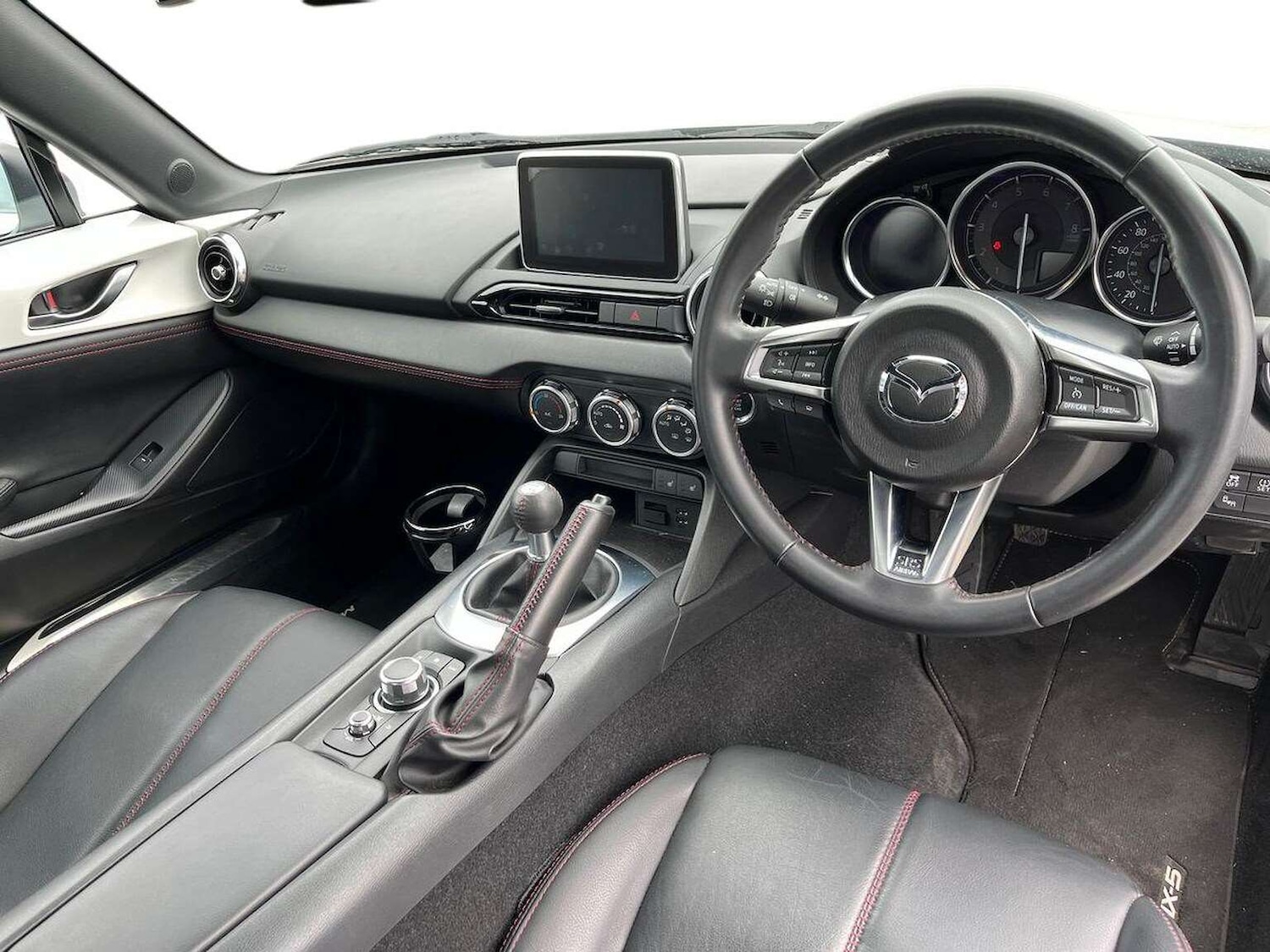 Used Mazda MX-5 2016 for sale - 76596164: Photo 8