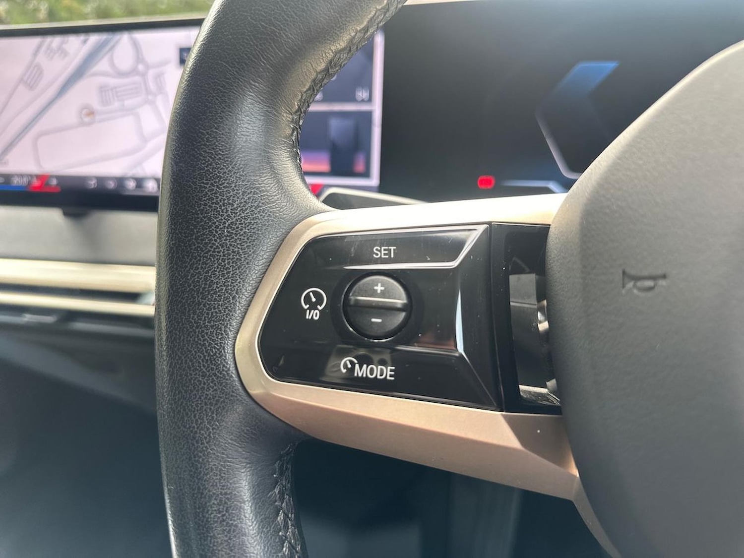 Used BMW iX 2023 for sale - 76497336: Photo 25