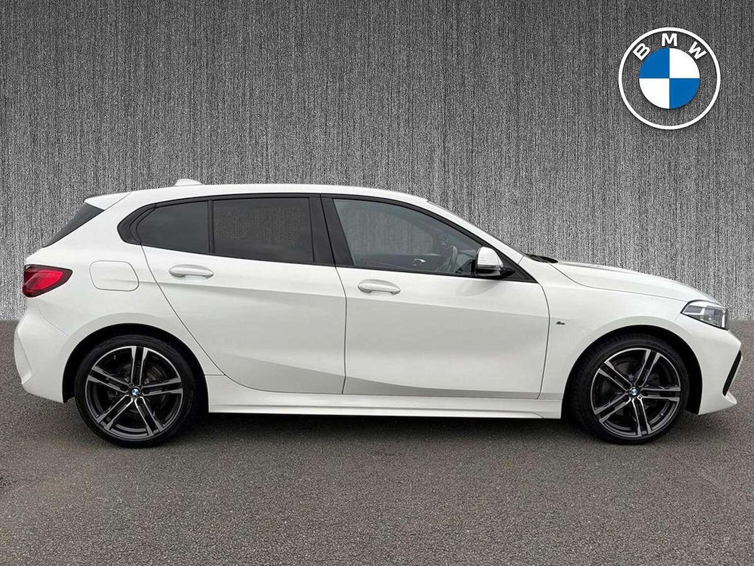 Used BMW 1 Series 2023 for sale - 76638895: Photo 3