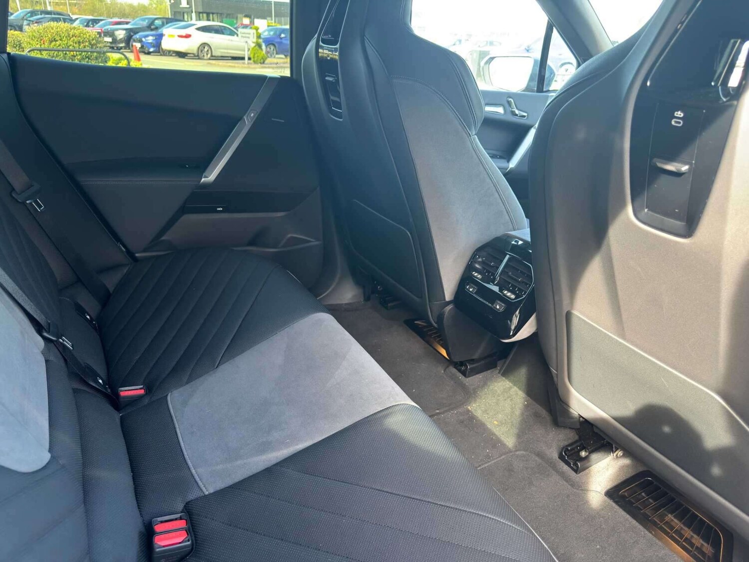 Used BMW iX 2025 for sale - 78191445: Photo 10