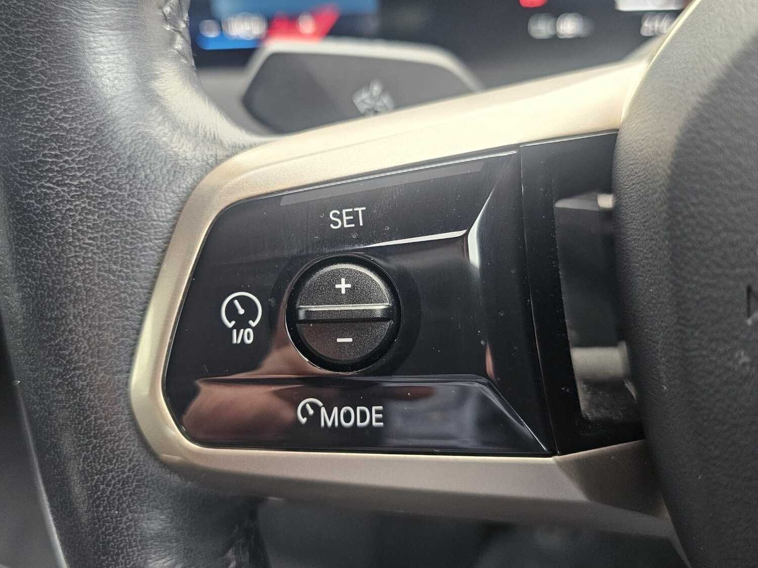 Used BMW iX 2023 for sale - 77980826: Photo 17