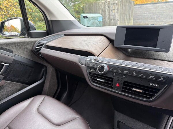 Used BMW i3 2022 for sale - 76313860: Photo 24