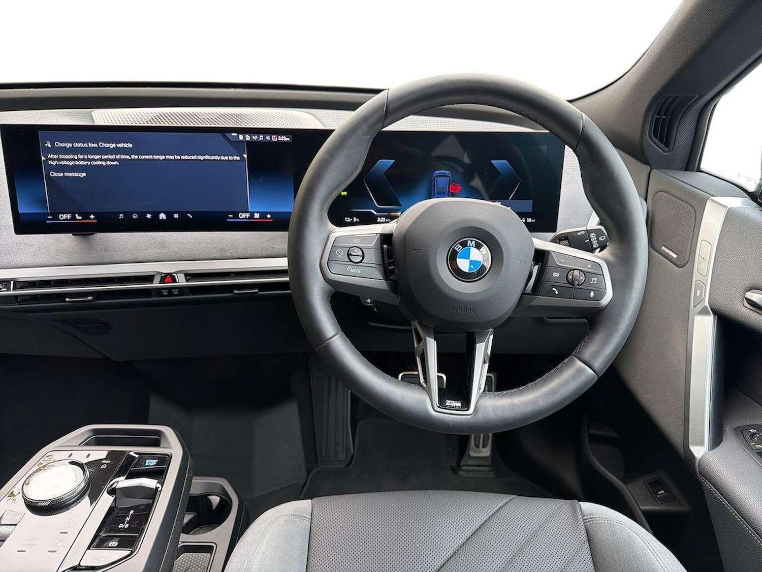 Used BMW iX 2025 for sale - 76596415: Photo 10