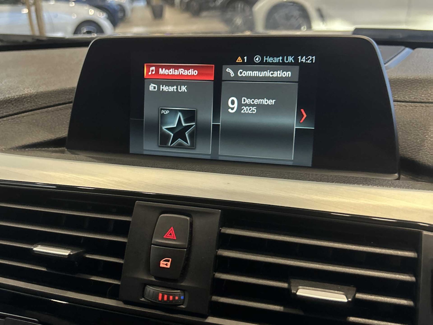 Used BMW 3 Series 2017 for sale - 76918989: Photo 10