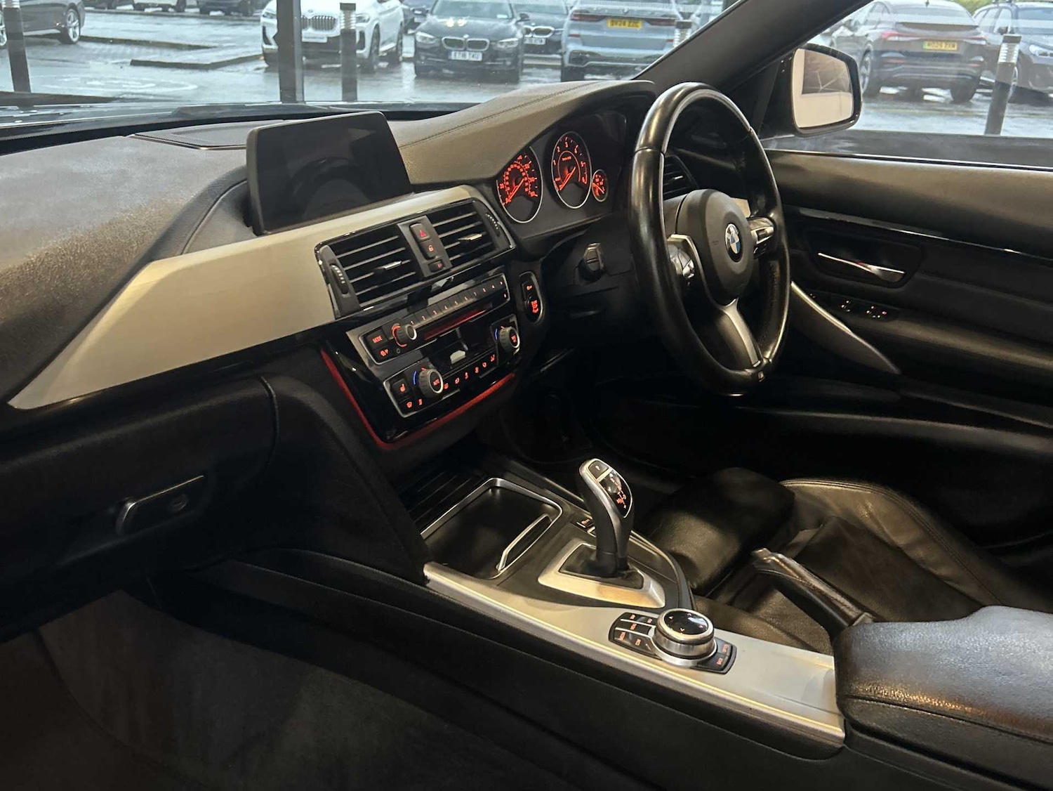 Used BMW 3 Series 2017 for sale - 76918989: Photo 6