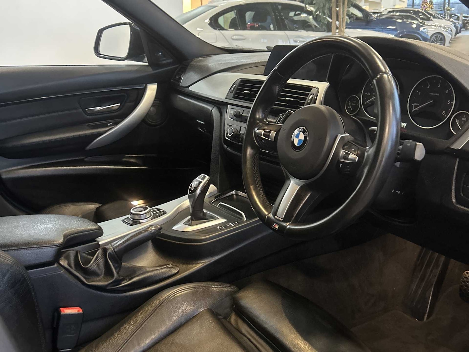 Used BMW 3 Series 2017 for sale - 76918989: Photo 8