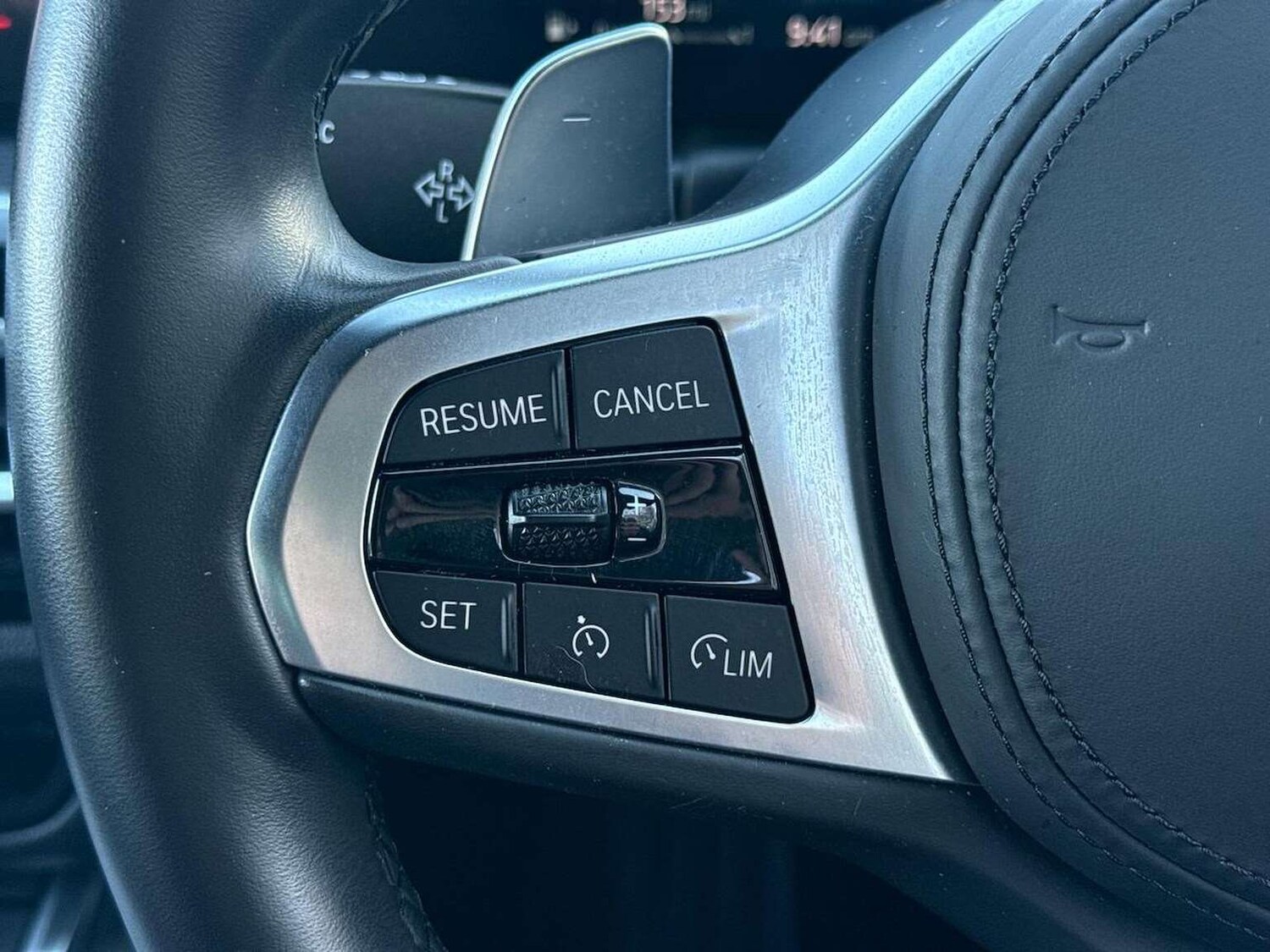 Used BMW 3 Series 2022 for sale - 76596452: Photo 25