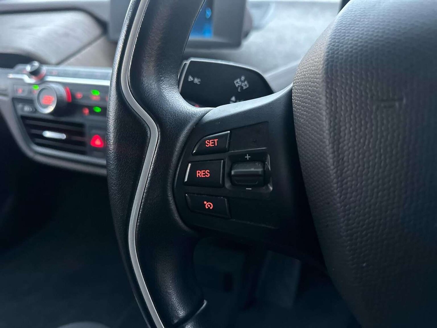 Used BMW i3 2022 for sale - 76596463: Photo 25