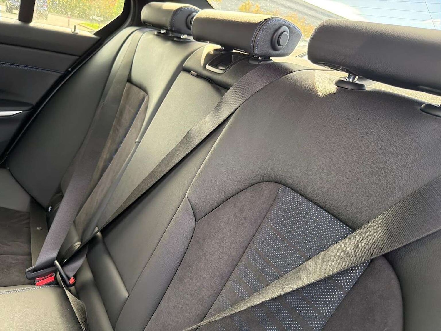 Used BMW 3 Series 2024 for sale - 76596381: Photo 16