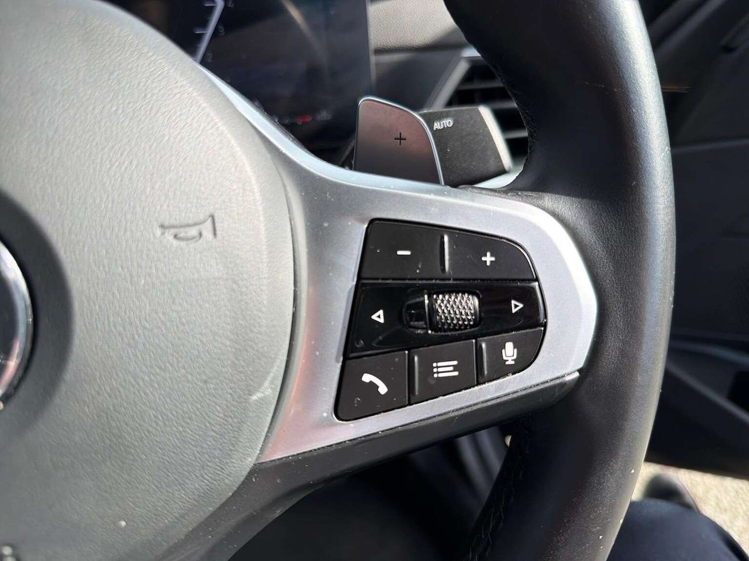 Used BMW 3 Series 2024 for sale - 76596381: Photo 26