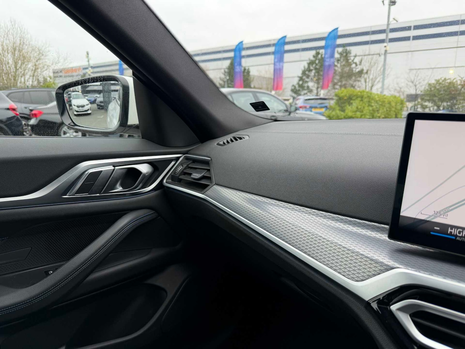 Used BMW i4 2023 for sale - 77073259: Photo 18