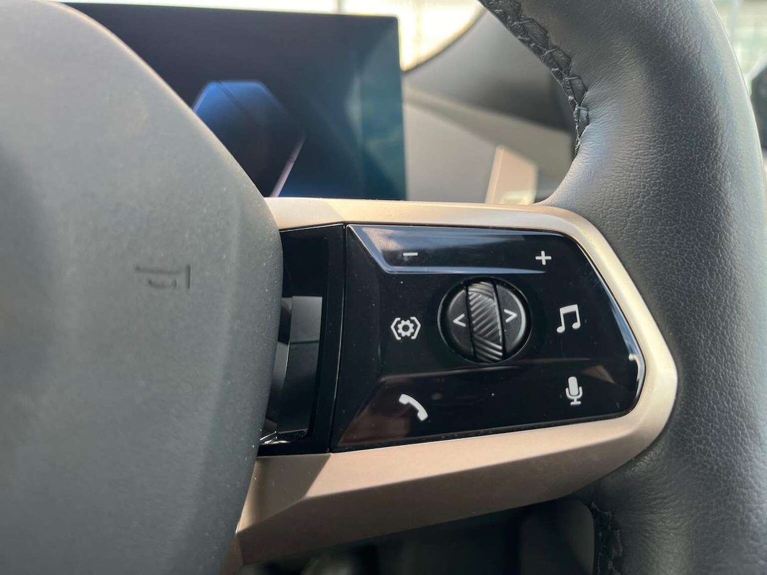 Used BMW iX 2022 for sale - 76596448: Photo 27