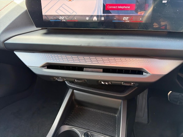 Used BMW 1 Series 2025 for sale - 76220442: Photo 12