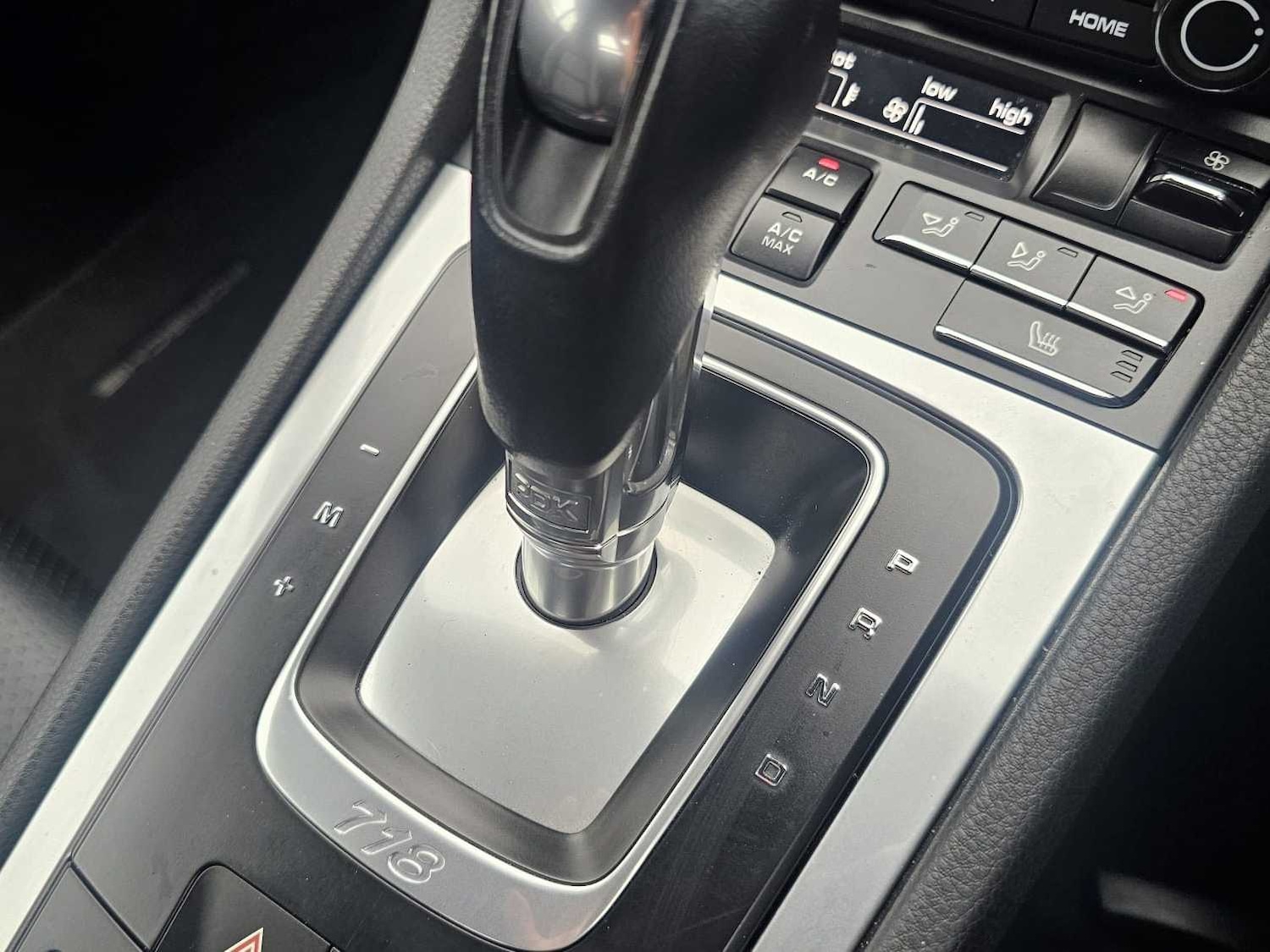 Used Porsche Cayman 2018 for sale - 78195990: Photo 21