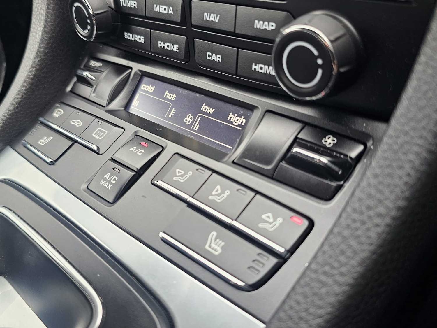 Used Porsche Cayman 2018 for sale - 78195990: Photo 22