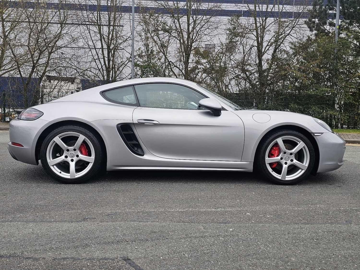 Used Porsche Cayman 2018 for sale - 78195990: Photo 8