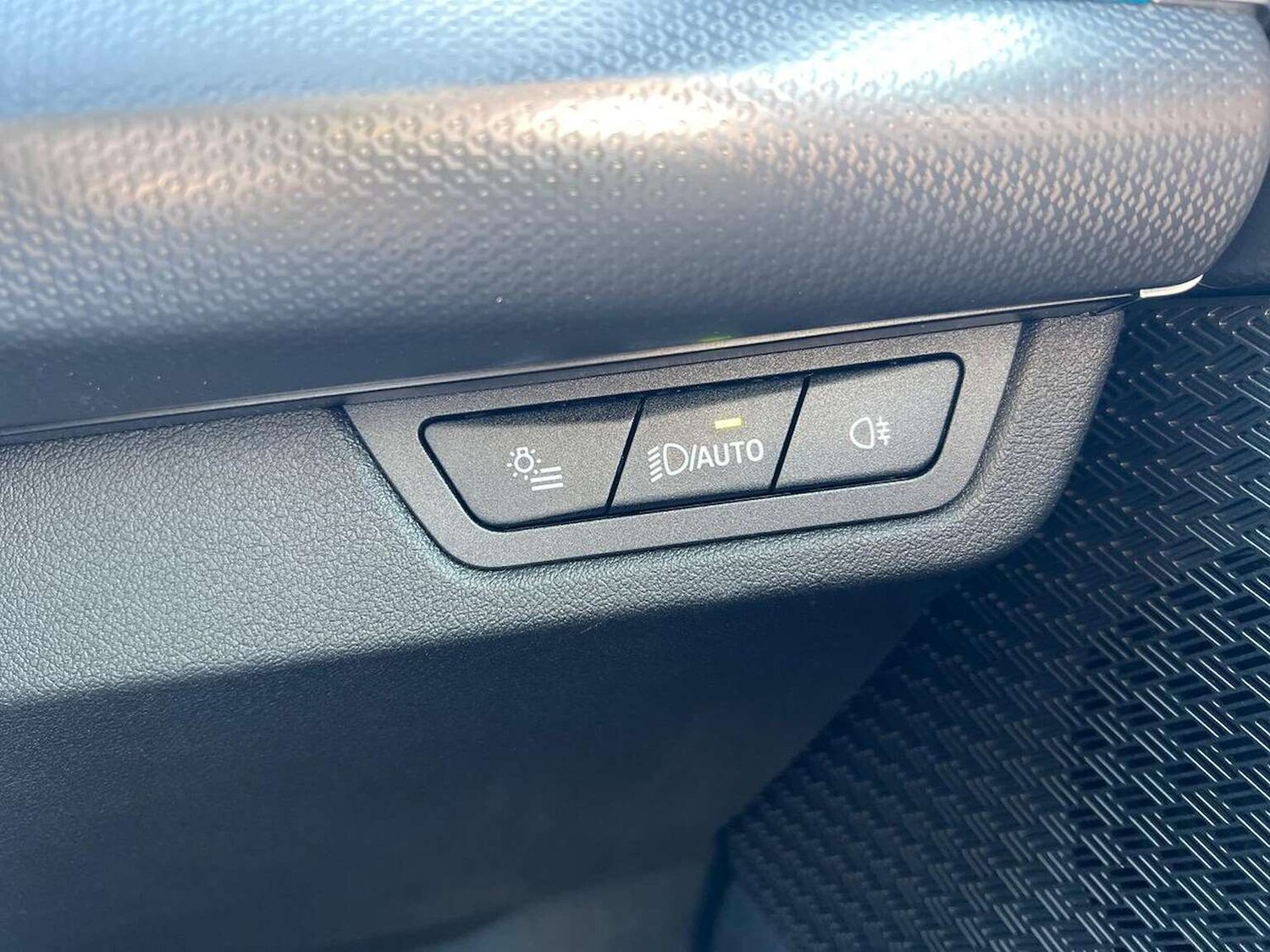 Used BMW iX2 2025 for sale - 76596441: Photo 28