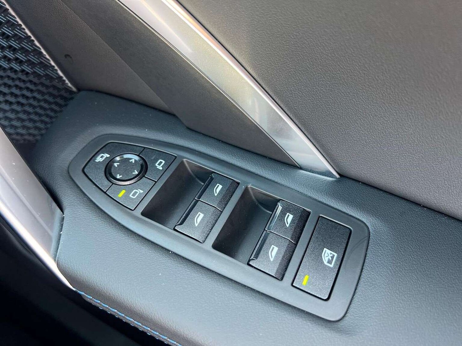 Used BMW iX2 2025 for sale - 76596441: Photo 31