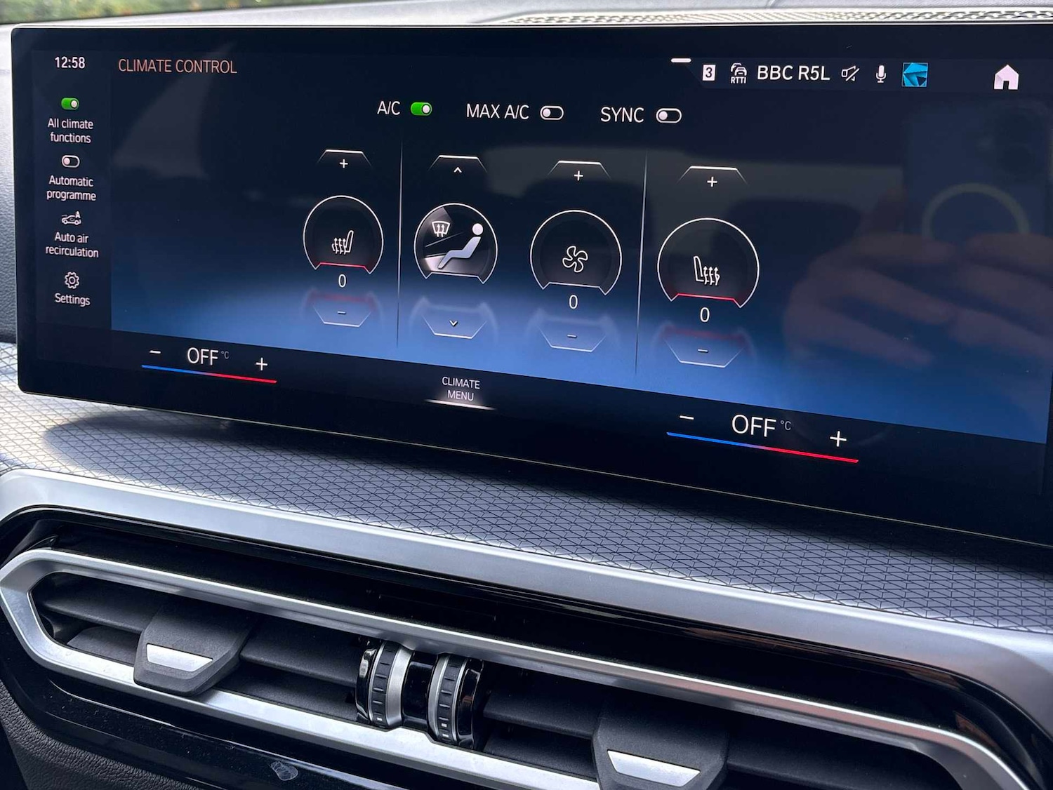 Used BMW 3 Series 2024 for sale - 76947027: Photo 30