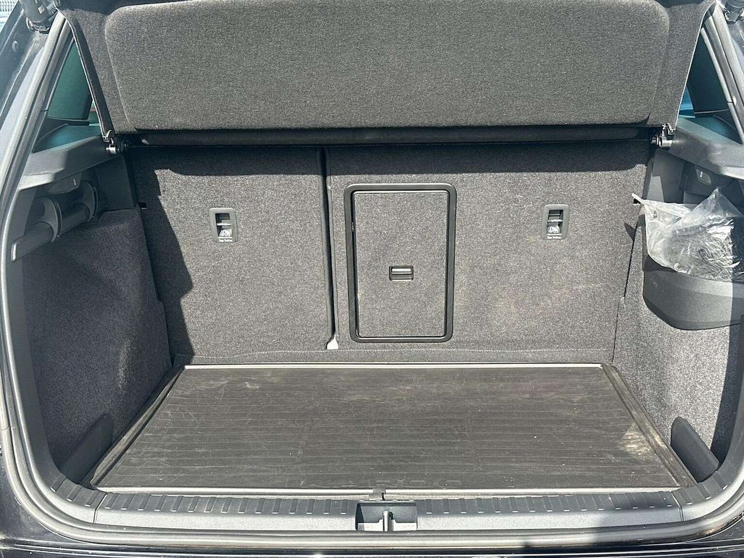 Used Skoda Karoq 2022 for sale - 76946993: Photo 17