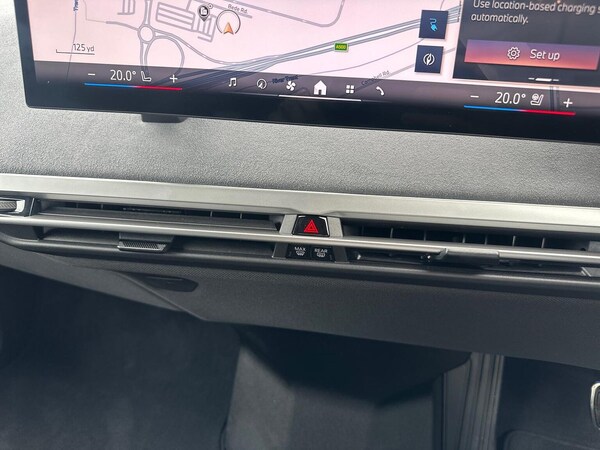 Used BMW iX 2025 for sale - 76026107: Photo 13