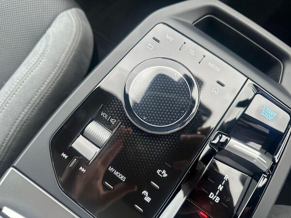 Used BMW iX 2025 for sale - 76026107: Photo 24