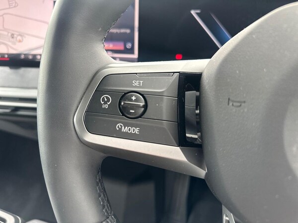 Used BMW iX 2025 for sale - 76026107: Photo 26