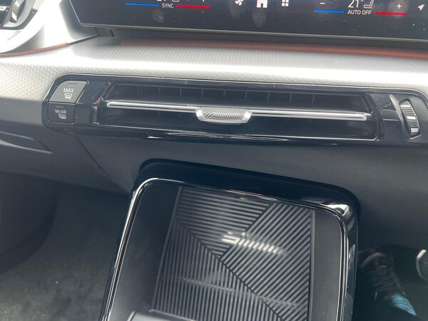 Used BMW iX1 2025 for sale - 76220455: Photo 13