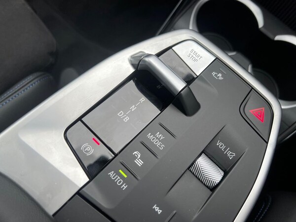 Used BMW iX1 2025 for sale - 76220455: Photo 24