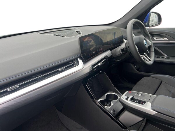 Used BMW iX1 2025 for sale - 76220455: Photo 8