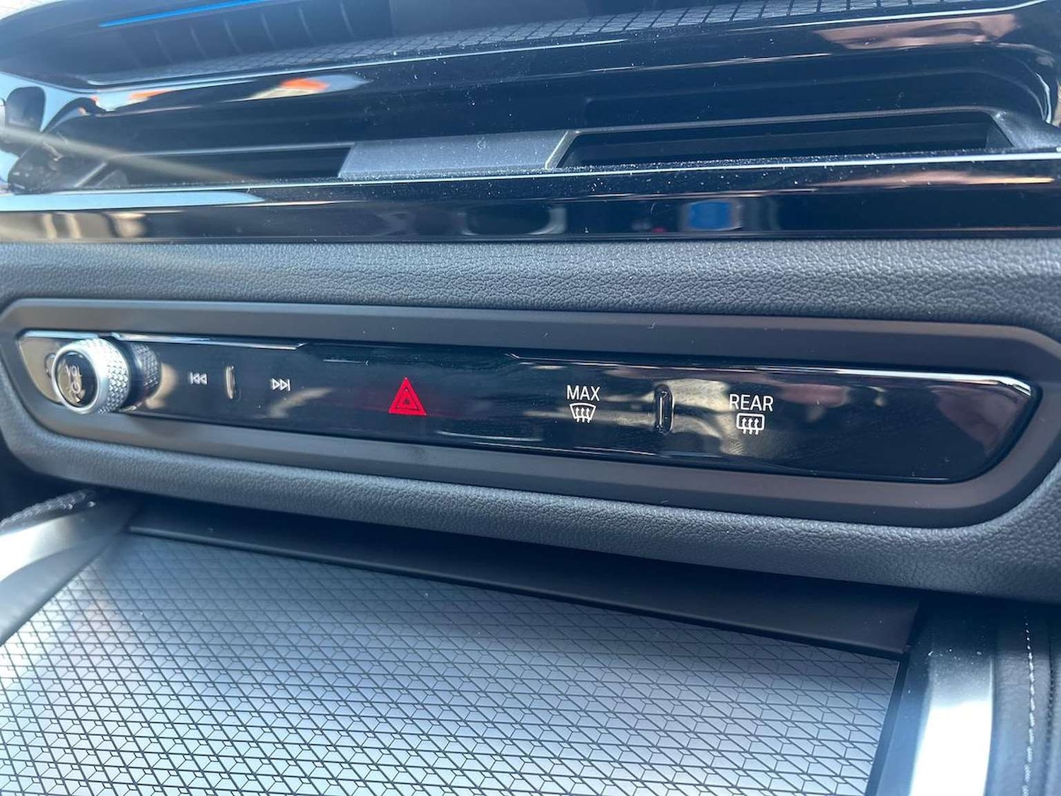 Used BMW i4 2025 for sale - 76596183: Photo 13