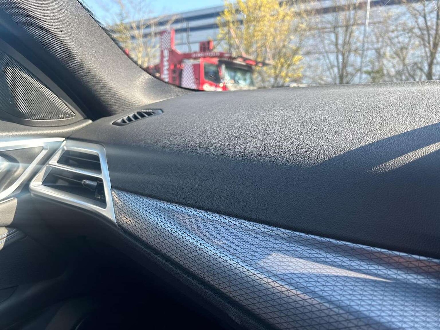 Used BMW i4 2025 for sale - 76596183: Photo 25